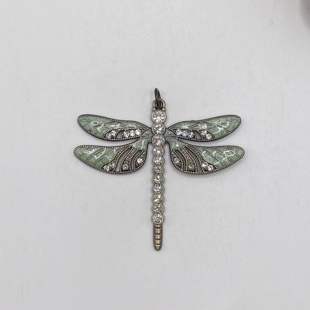 Sparkling Dragonfly Pendant. SEE VIDEO! - Picture 9 of 9